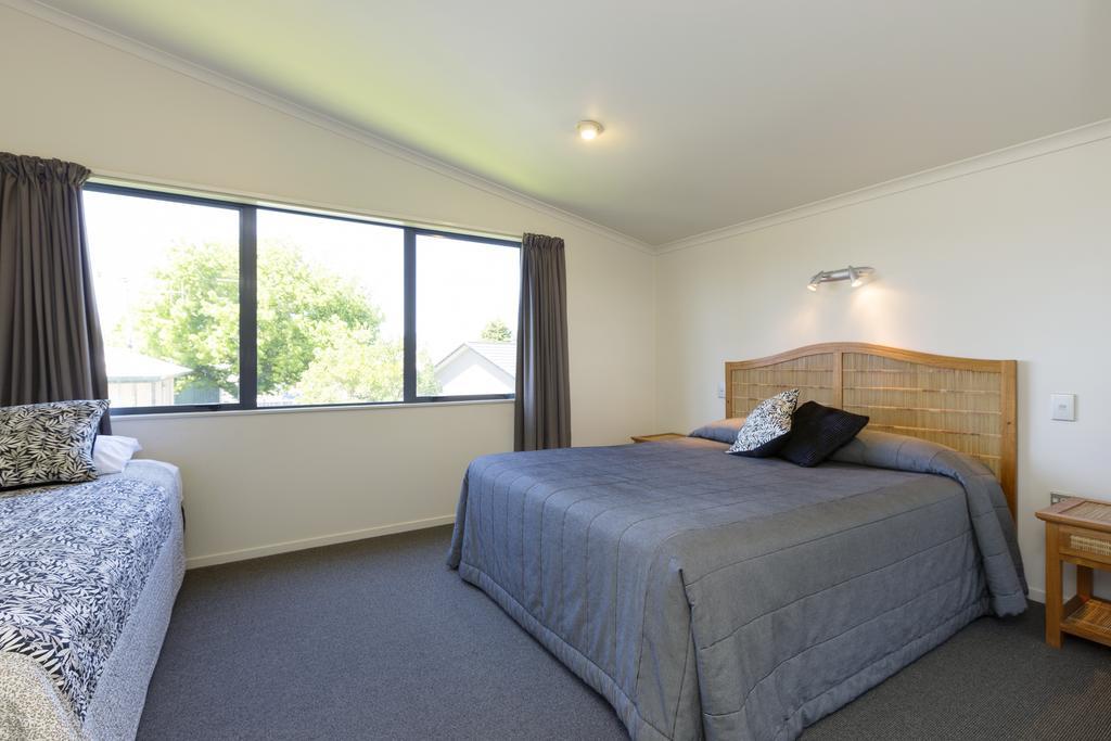Beach House Motel Papamoa Exterior foto