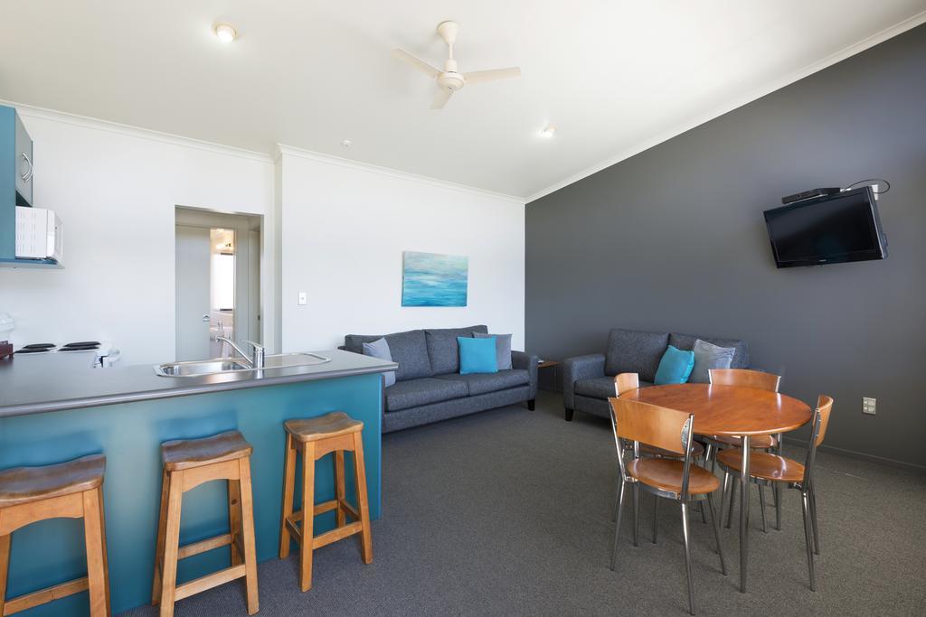 Beach House Motel Papamoa Exterior foto
